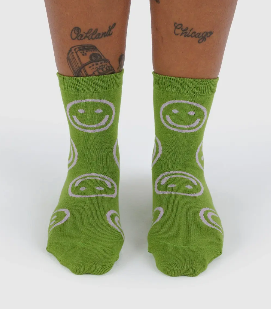 BAGGU Crew Smiley Socks - Pear Green