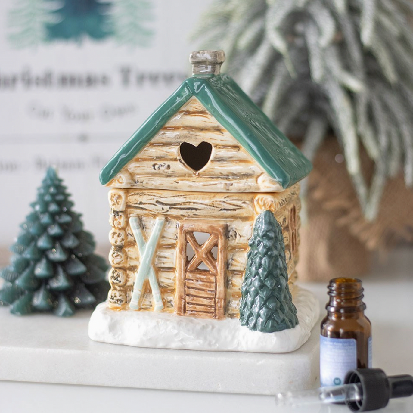 Snowy Log Cabin Winter Wax Warmer/Oil Burner