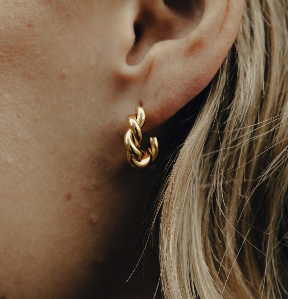 Gold Ridge Twist Hoop Earrings