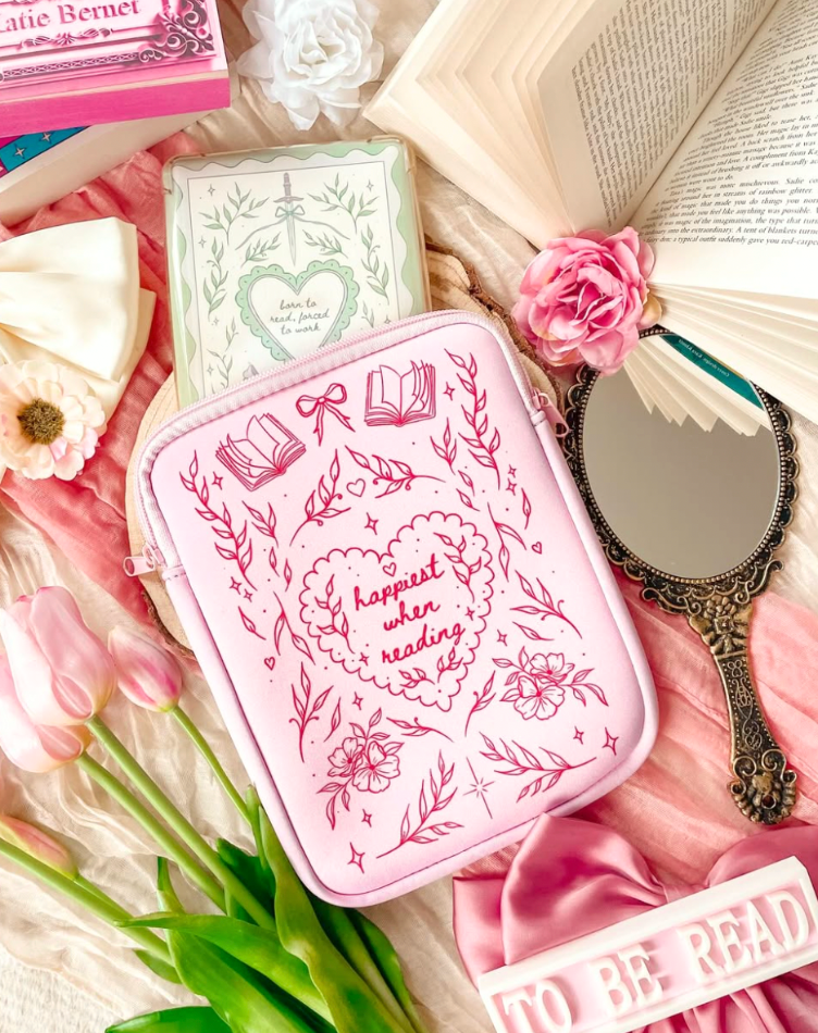 'Happiest When Reading' Kindle/Book Sleeve