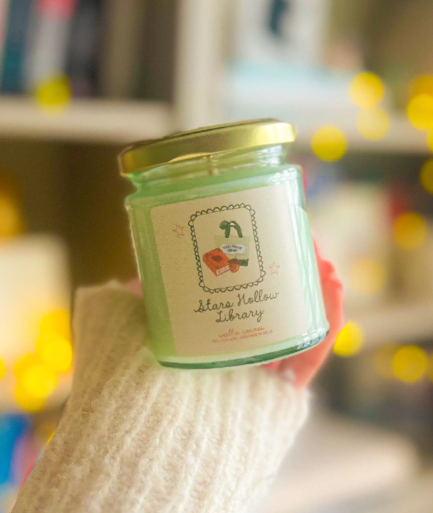 'Stars Hollow Library' Gilmore Girls Candle