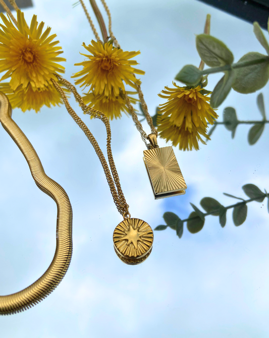 Valencia Gold Twist Chain Necklace