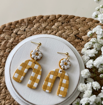 Checkered Daisy Handmade Earrings