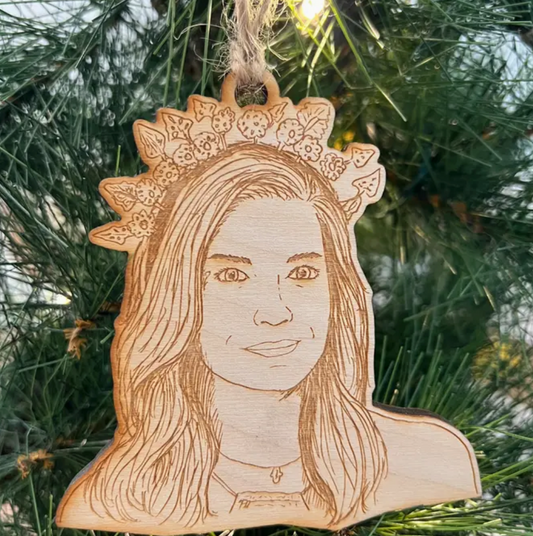 Engraved Tree Decoration - Schitt's Creek Alexis