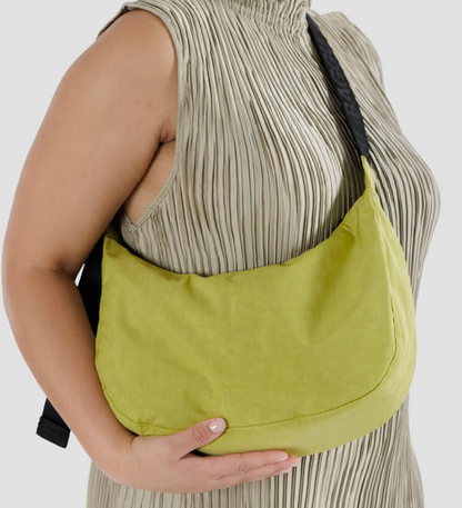 BAGGU Medium Crescent Bag in Lemongrass