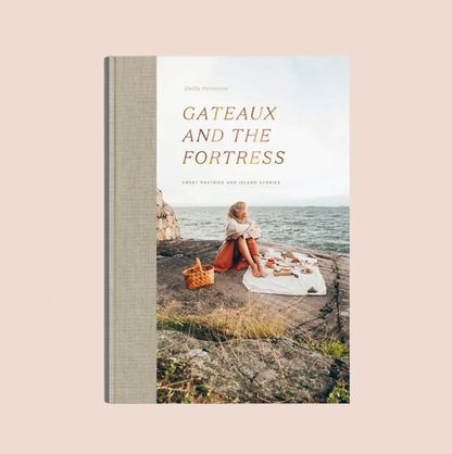 'Gateaux And The Fortress' Baking Book