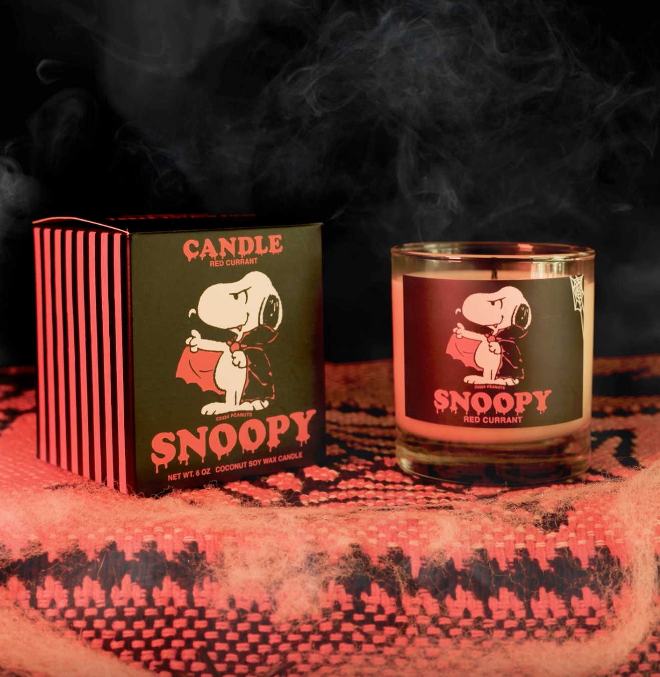 Peanuts Halloween Candle - Snoopy Dracula