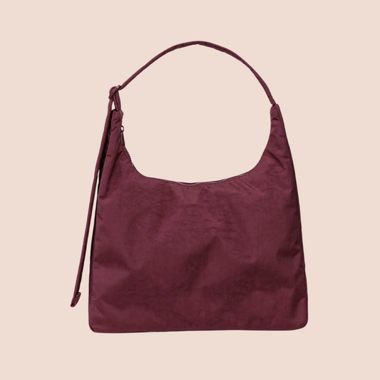 BAGGU Large Shoulder Bag in Burgundy