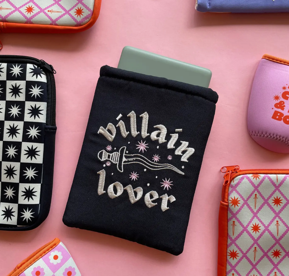 Villain Lover Kindle / Book Sleeve