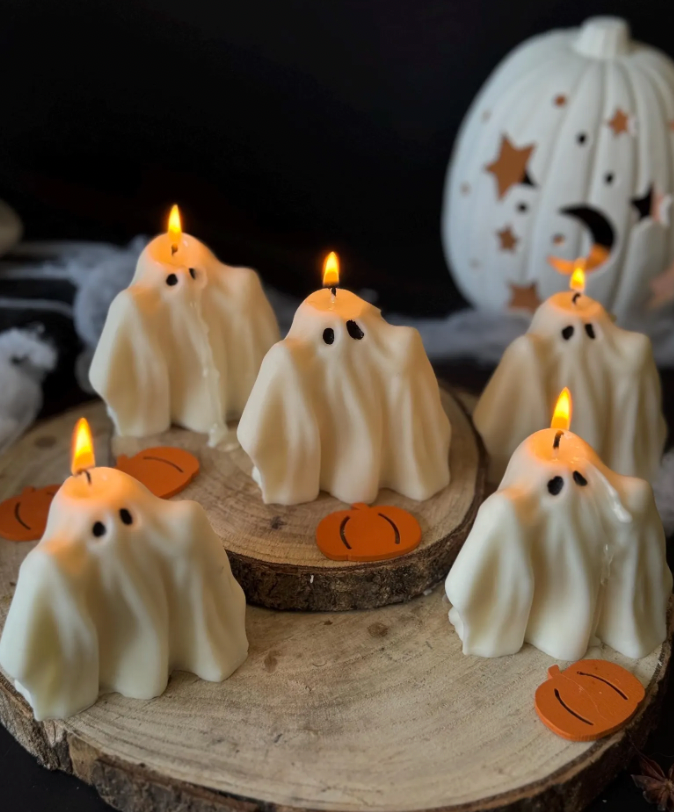Ruffled Sheet Ghost Candle