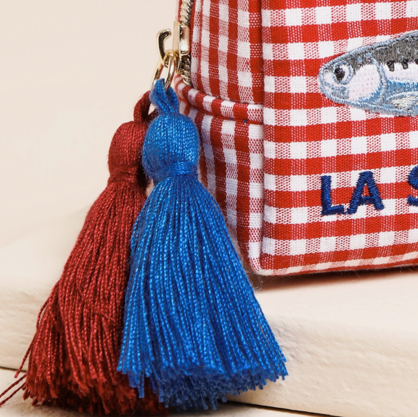 Red and White Gingham 'La Sardina' Pouch