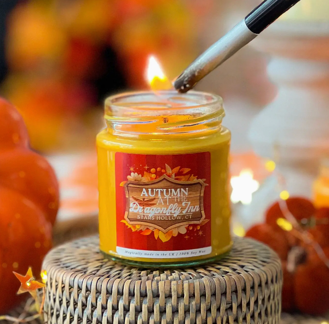 'Autumn At the Dragonfly Inn' Gilmore Girls Candle