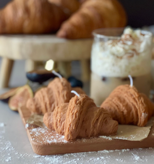 Handmade Vanilla & Hazelnut Croissant Candle