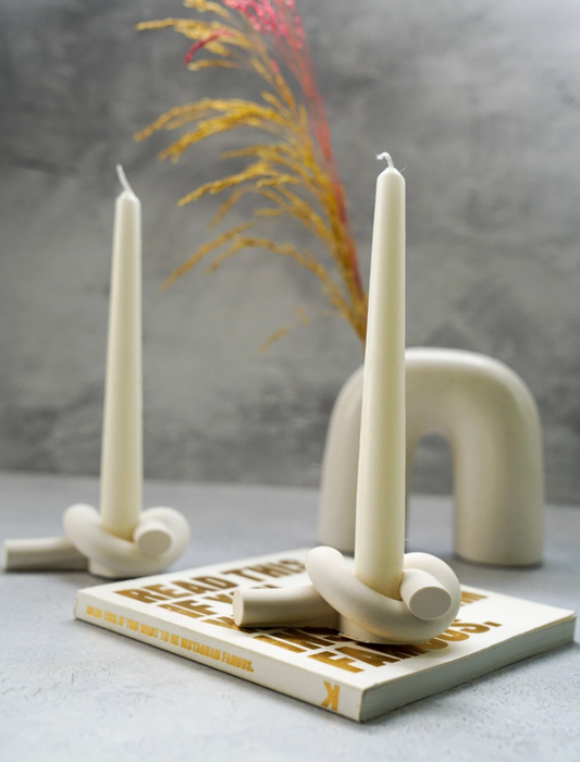 White Knot Candle Holder