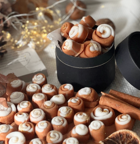 Cinnamon Rolls - Handmade Wax Melts Box